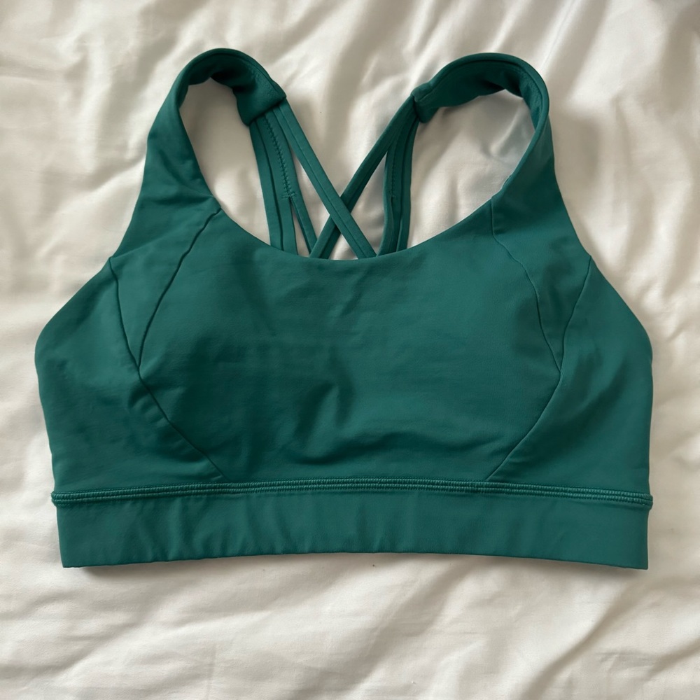 Lululemon Free to be Serene bra